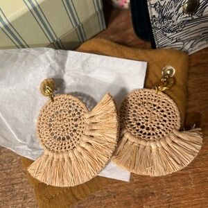 Sezane Ana Earrings Ecru Doré - Size T-U Raffia